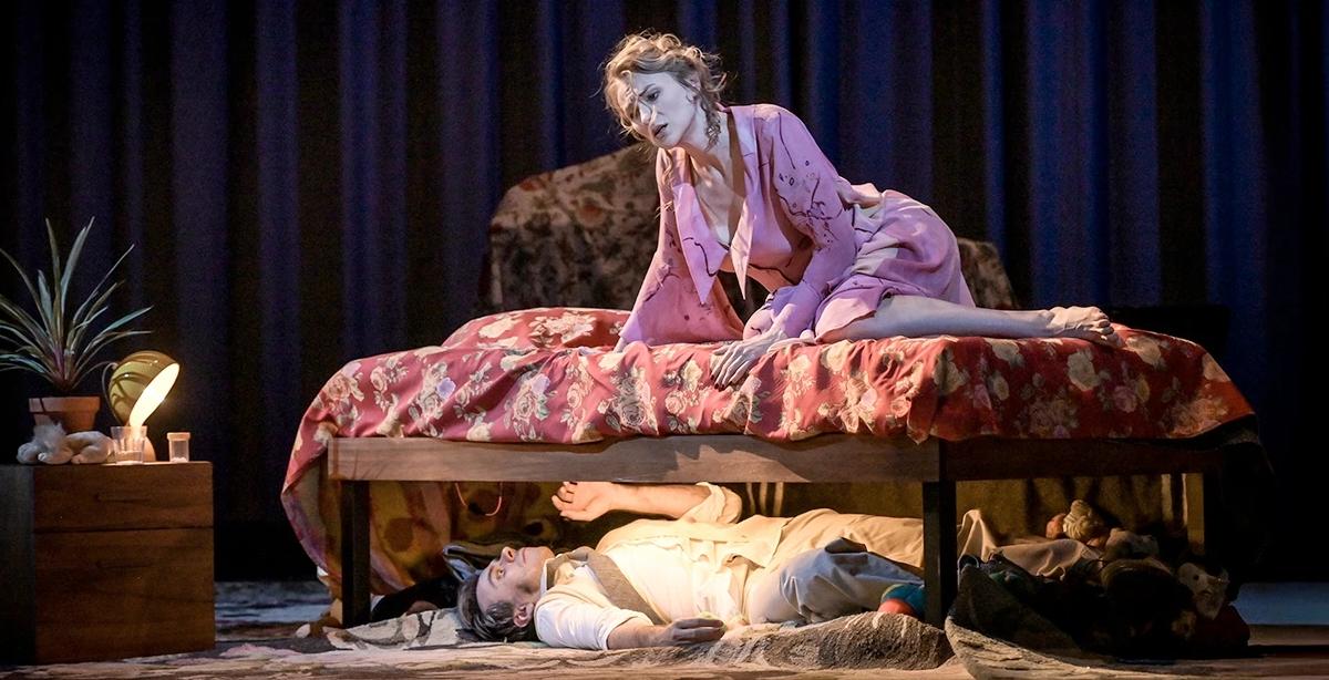 Au ThÃ©Ã¢tre des Champs-Ã‰lysÃ©es, Faust Ã  nouveau damnÃ© par un excÃ¨s de jeunesse