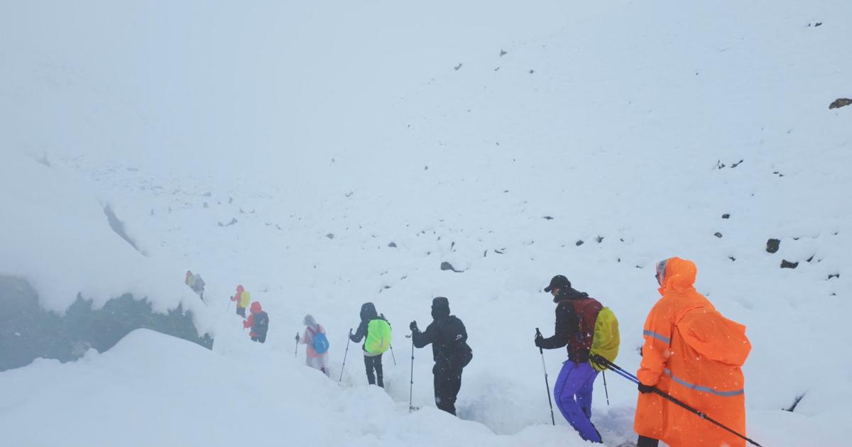 Alpinisme : une avalanche dans lâ€™Himalaya au NÃ©pal fait neuf morts, dont un alpiniste...