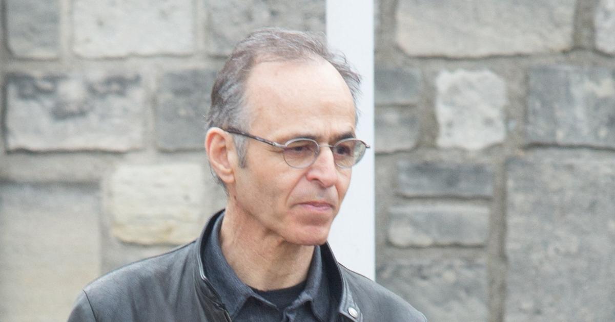 Jean-Jacques Goldman Thanks Armed Forces on November 11