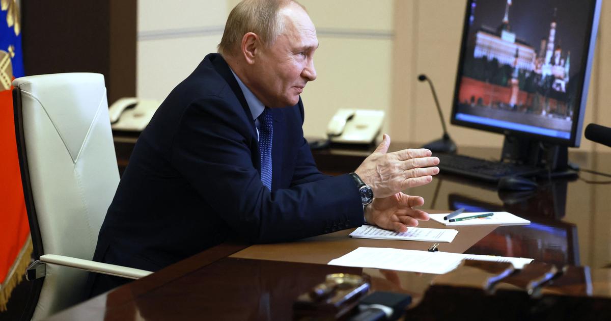 Vladimir Poutine aurait fait reproduire des bureaux Ã  lâ€™identique pour Ã©chapper aux...