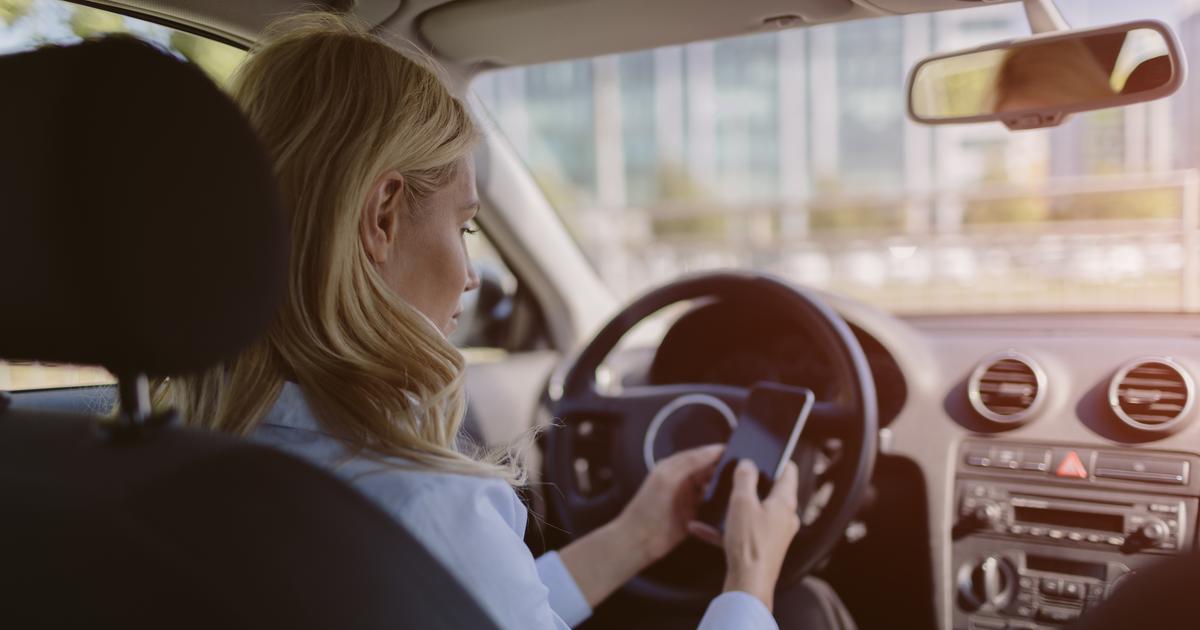 «J’ai mis ma femme sur écoute plusieurs mois. Je m’attendais à tout, sauf à ça» : Arthur, 41 ans, et l’obsession du contrôle