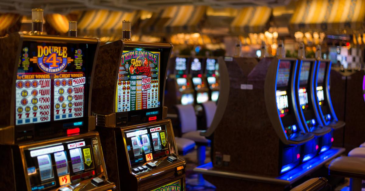 Nice : à peine sortie du casino, une sexagénaire agressée et dépouillée de ses 10.000 euros de gains