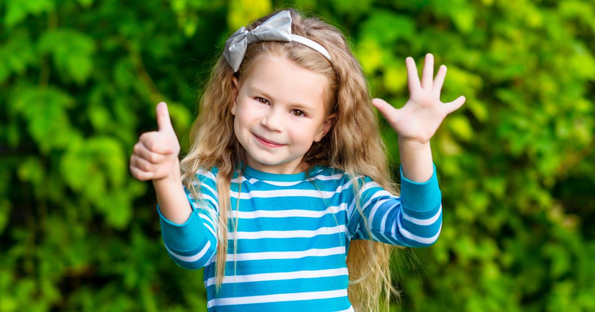 Compter sur ses doigts dans la petite enfance entraîne de meilleures compétences en calcul mental