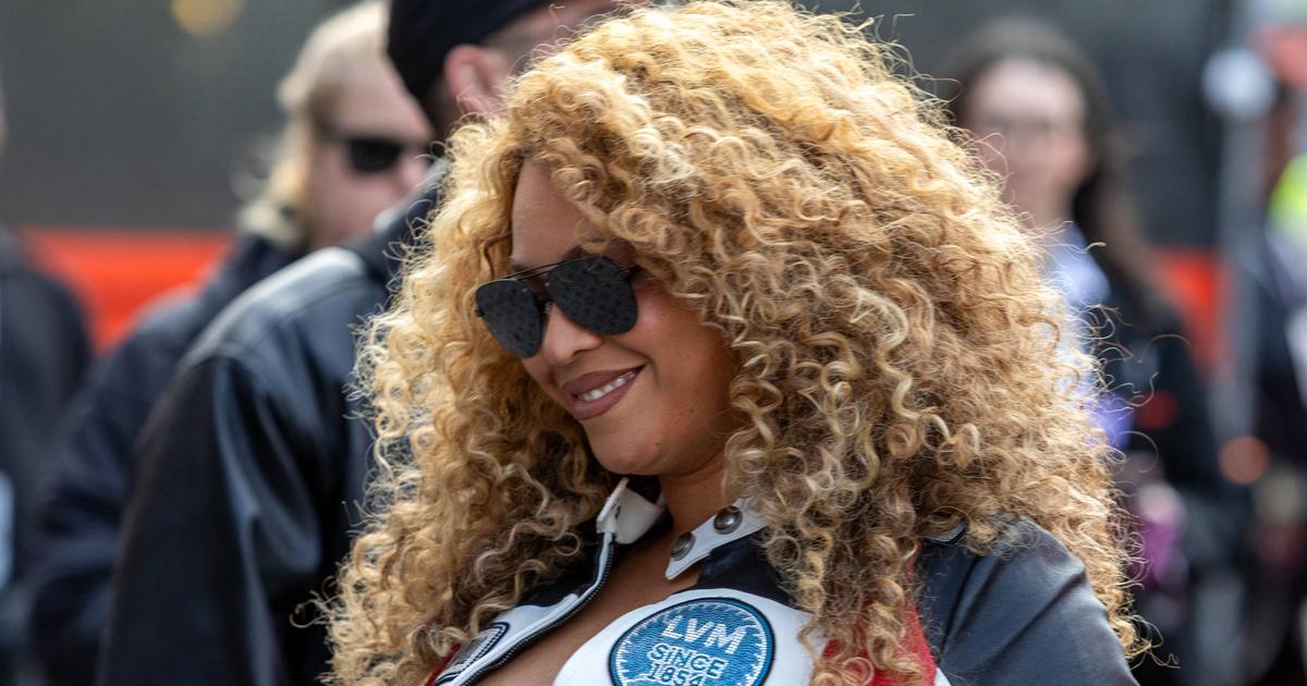 Au Grand Prix de Las Vegas, Beyoncé fait tourner les têtes moulée dans