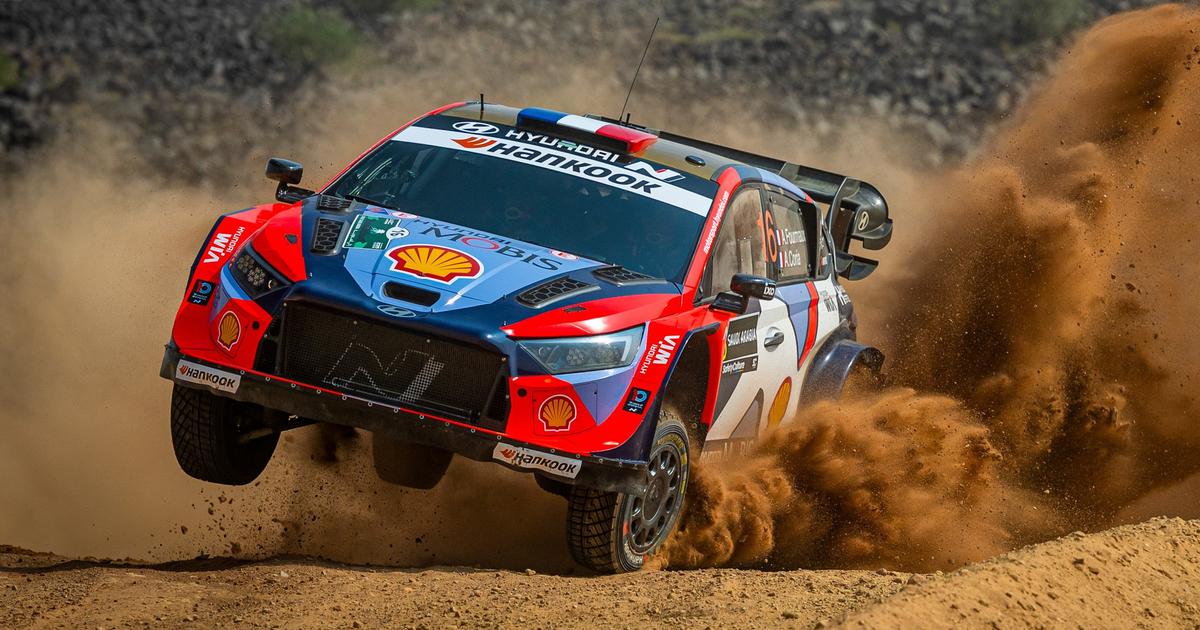 WRC : Ogier virtuellement champion au gÃ©nÃ©ral, le FranÃ§ais Fourmaux prend la tÃªte du...