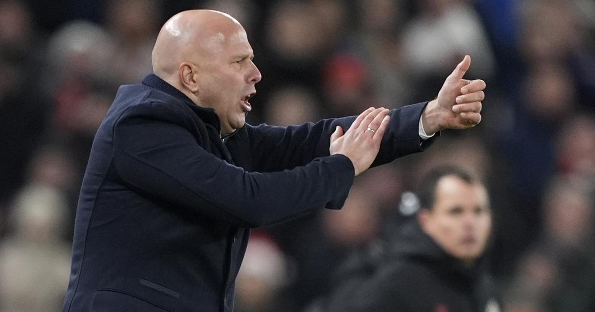 Premier League : malgré la crise, Slot vante les progrès des recrues de Liverpool, Wirtz en tête