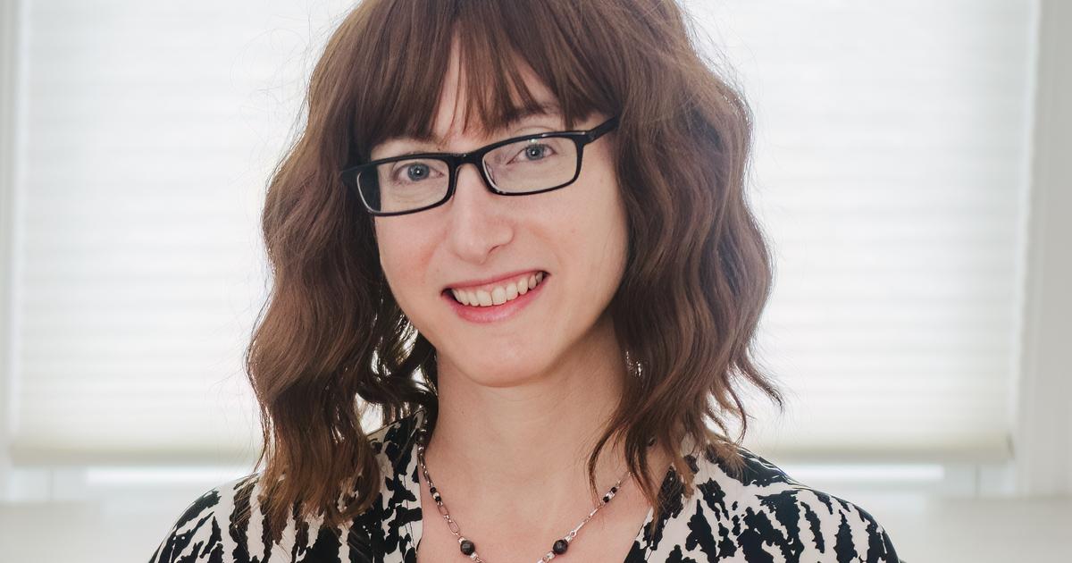 Freida McFadden, lâ€™auteure du best-seller international La Femme de mÃ©nage, existe-t-elle...