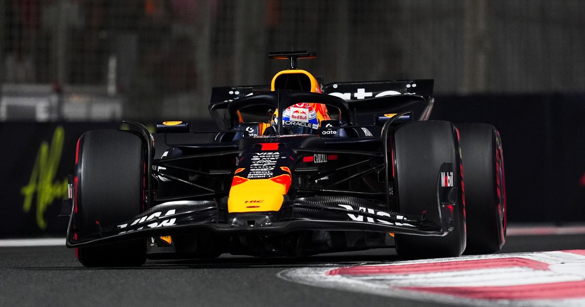 Formule 1 : en pole devant les McLaren, Max Verstappen entretient son fol espoir de titre