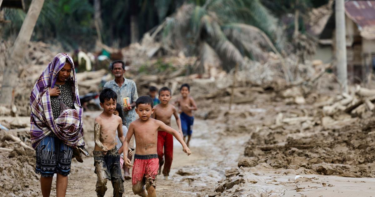 Inondations catastrophiques en IndonÃ©sie : le bilan dÃ©passe les 900 morts