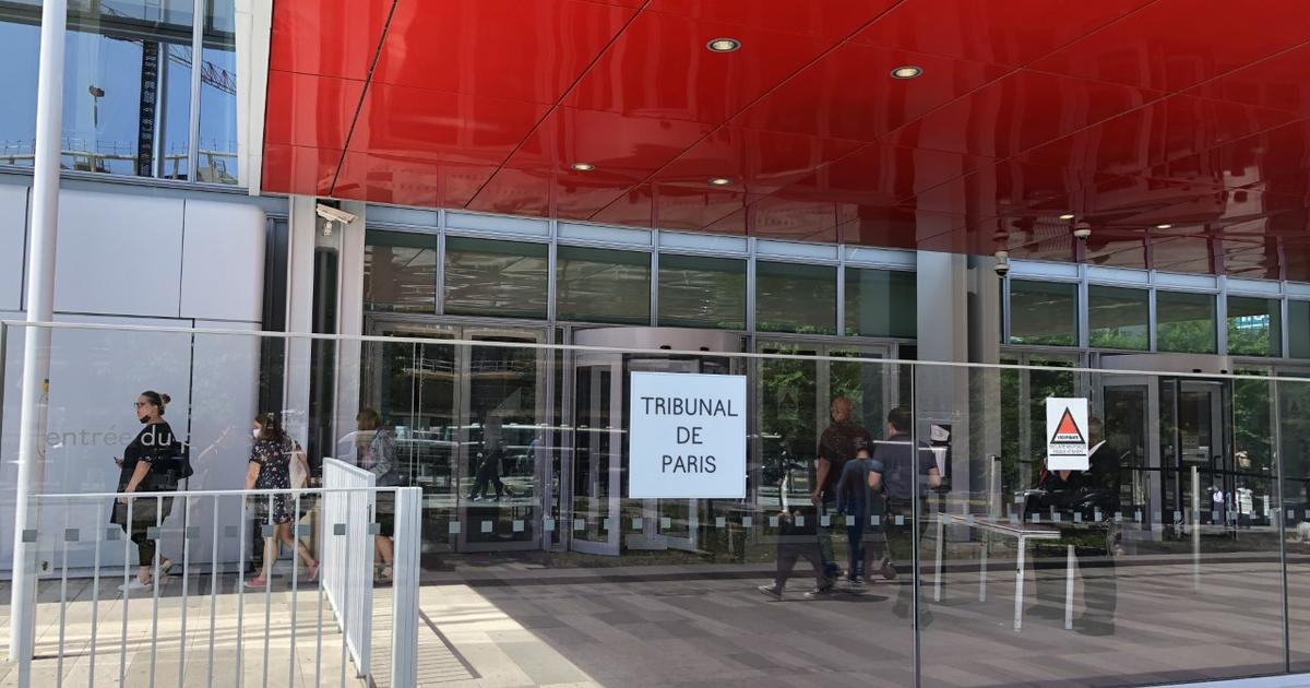 two men sentenced to 12 and 18 months in prison for robbing and hitting three women in the metro