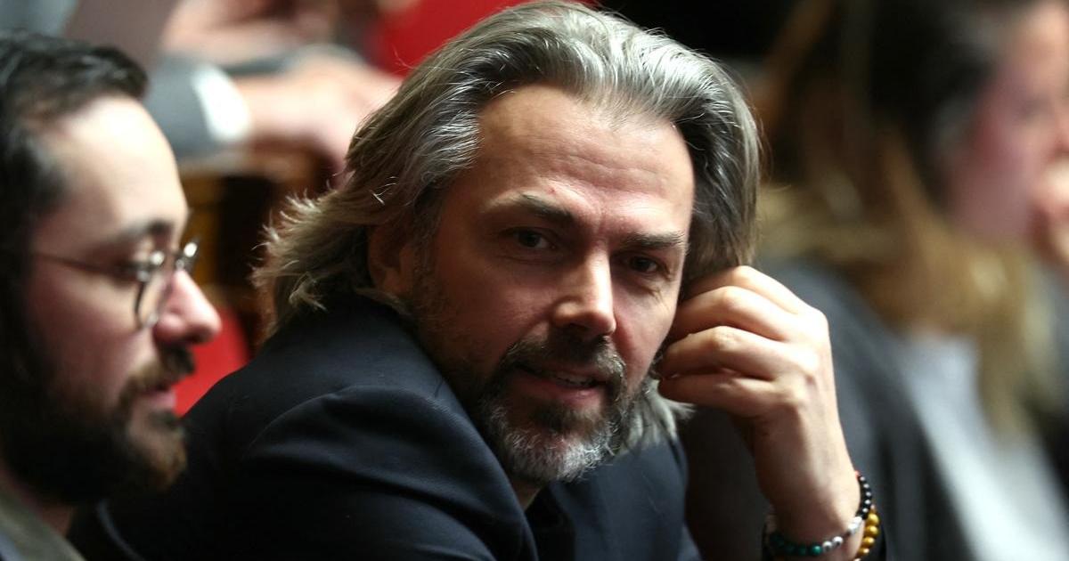 Aymeric Caron propose de faire passer la durée légale du travail de 35 heures à... 15 heures par semaine