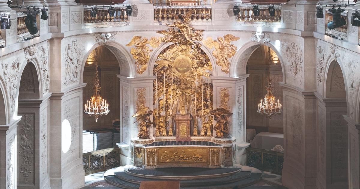 Il a permis de restaurer la Chapelle royale, le Grand Trianon... Mais qui est le mystérieux mécène du château de Versailles ?