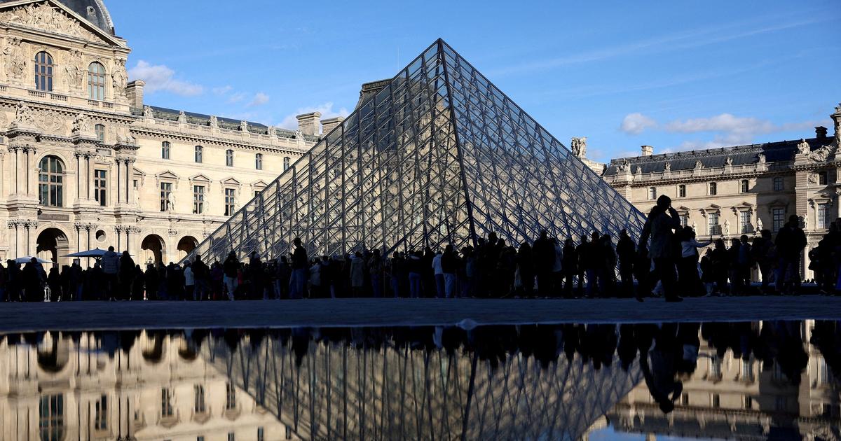 Â«Madame la prÃ©sidente du musÃ©e du Louvre, il est temps de dÃ©missionnerÂ»
