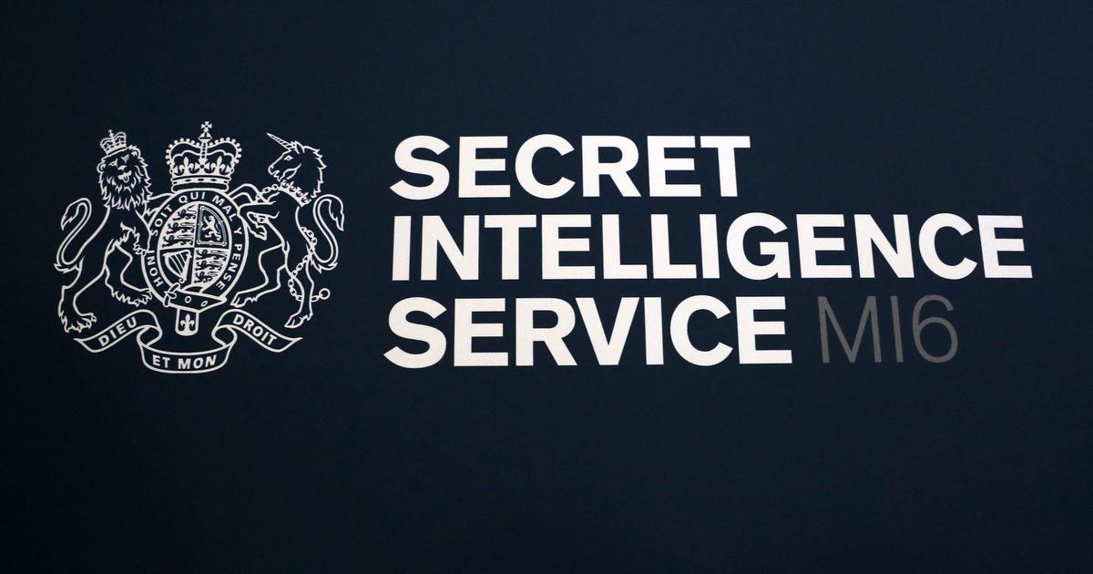 Face Ã  la montÃ©e des menaces, Londres crÃ©e le MIS, un service de renseignement militaire...