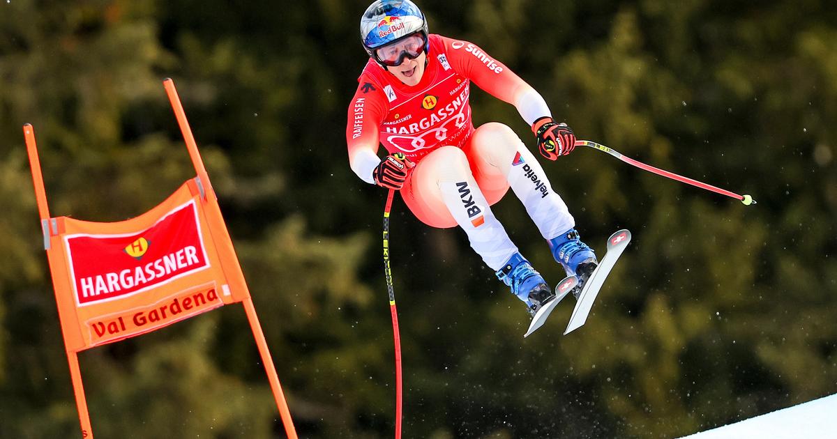Ski alpin: Marco Odermatt rejoint Alberto Tomba dans la lÃ©gende