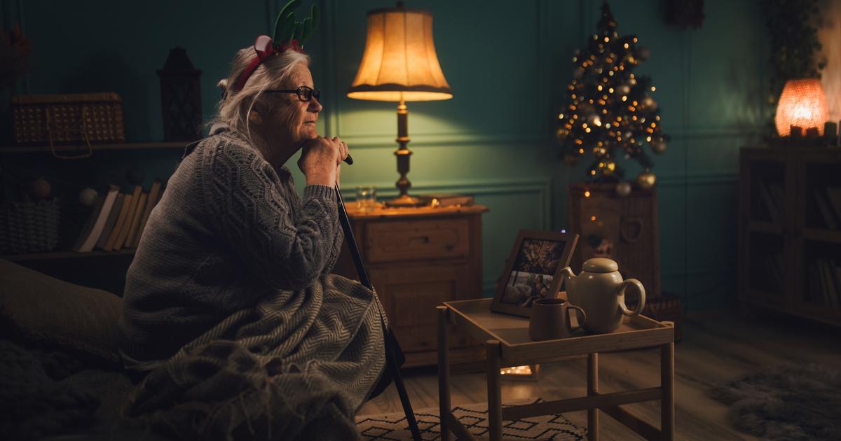 «Heureusement que j’ai mes amis» : le deuxième Noël de Françoise, 73 ans, sans ses enfants