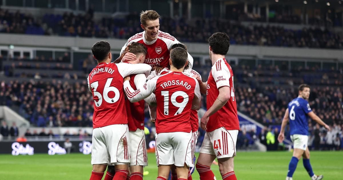 Premier League : Arsenal rÃ©siste Ã  la pression de City, Liverpool enchaÃ®ne, Chelsea patine