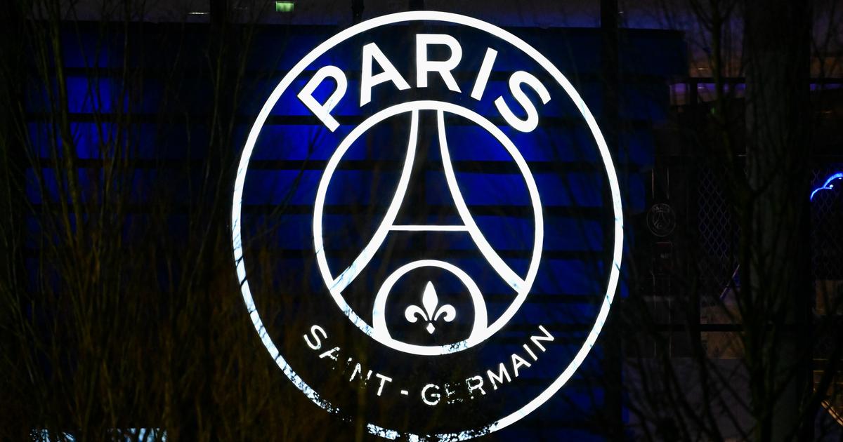 PSG : la dÃ©coration insolite deÂ la maison dâ€™un supporter aux couleurs du clubÂ pour...