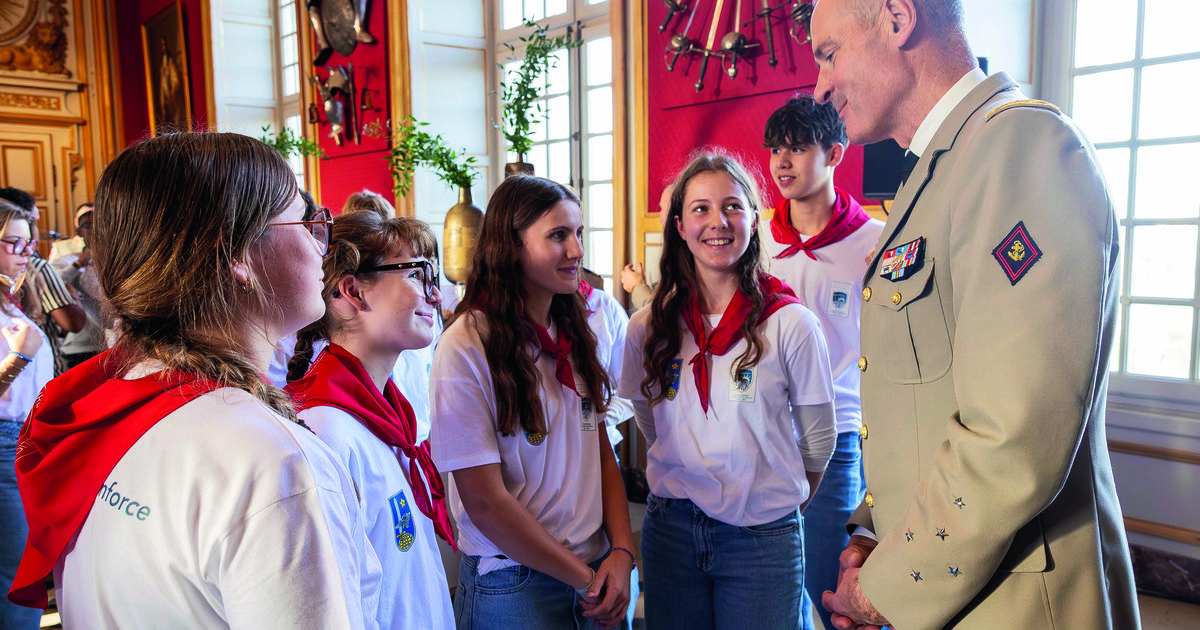 Concours national des classes de défense terre : les jeunes citoyens au service du lien armée-nation