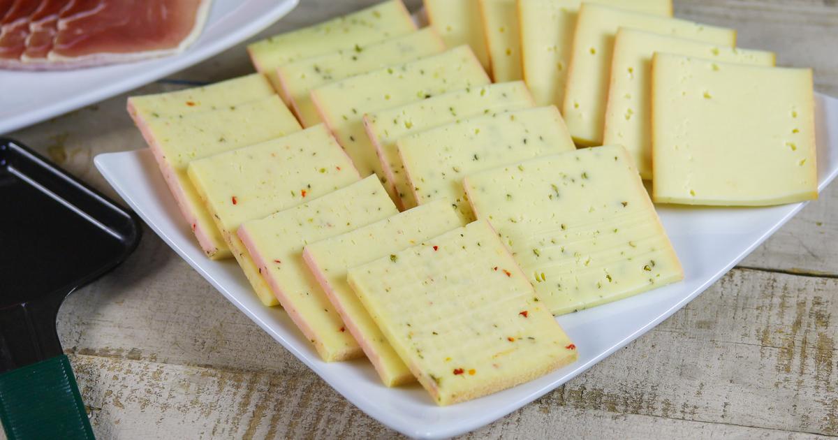 En pleine saison des raclettes, un fromage aux trois poivres rappelé pour risque de contamination à la listeria