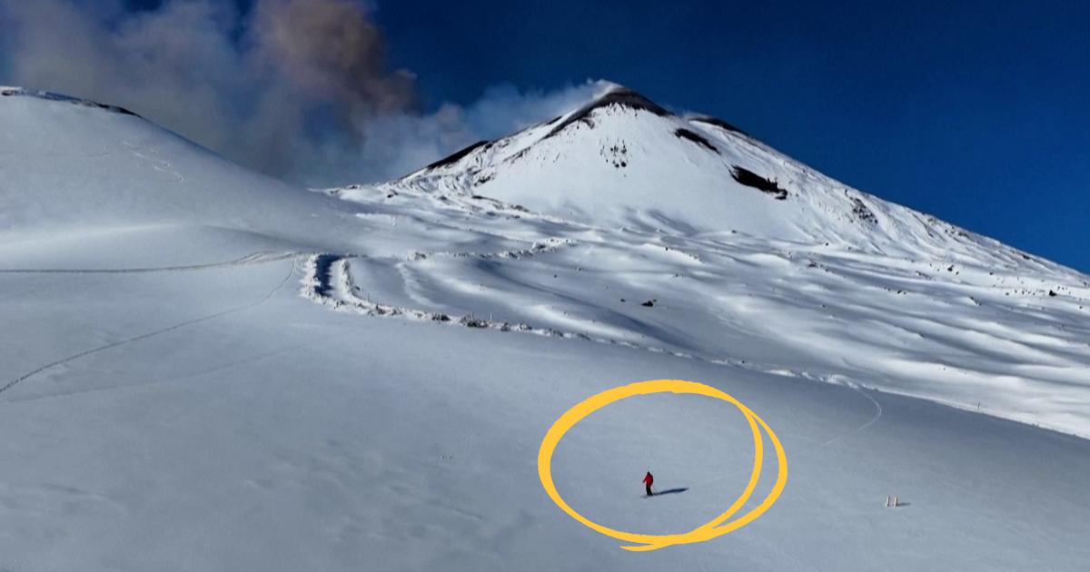 Les images captivantes d’un skieur dévalant les pentes de l’Etna en pleine éruption