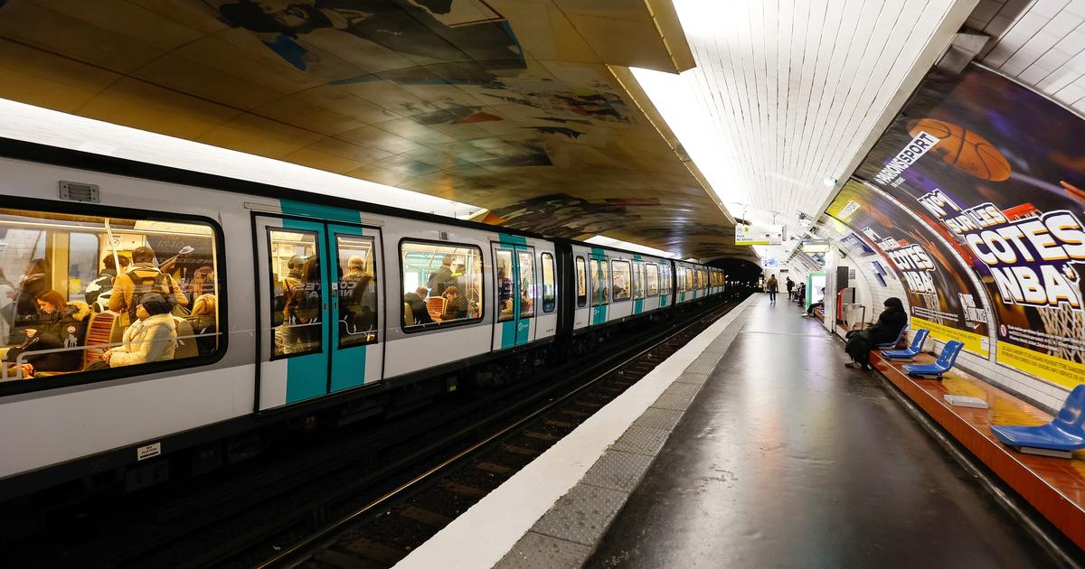 Paris Metro Attack: Man with Hammer Arrested