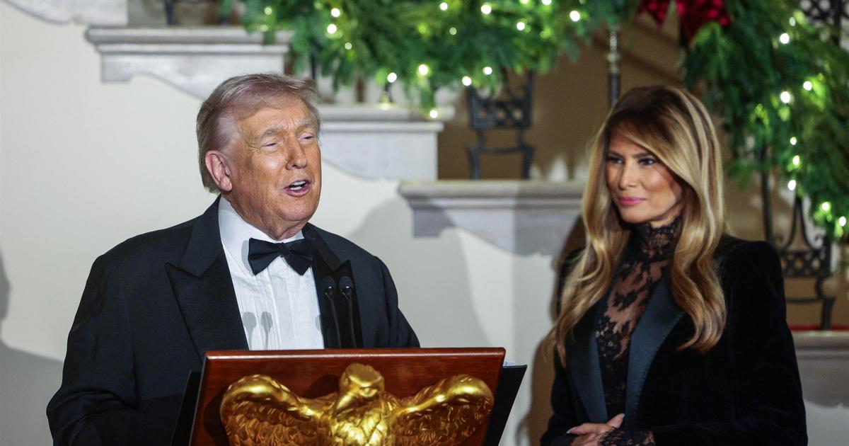 Melania Trump éblouissante : pour le Nouvel An, elle éclipse son mari Donald en total look argenté