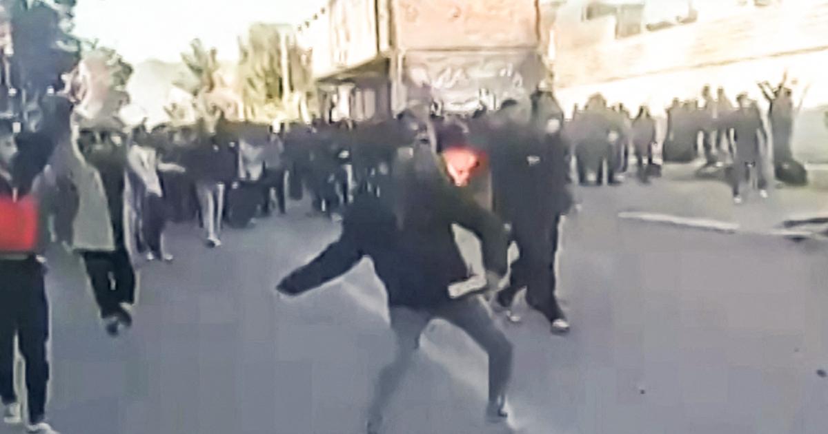 Manifestations en Iran : de nouveaux rassemblements samedi soir dans les rues de Téhéran