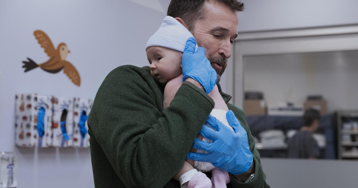 Noah Wyle : « J’espère que The Pitt stimule l’empathie et la tolérance »