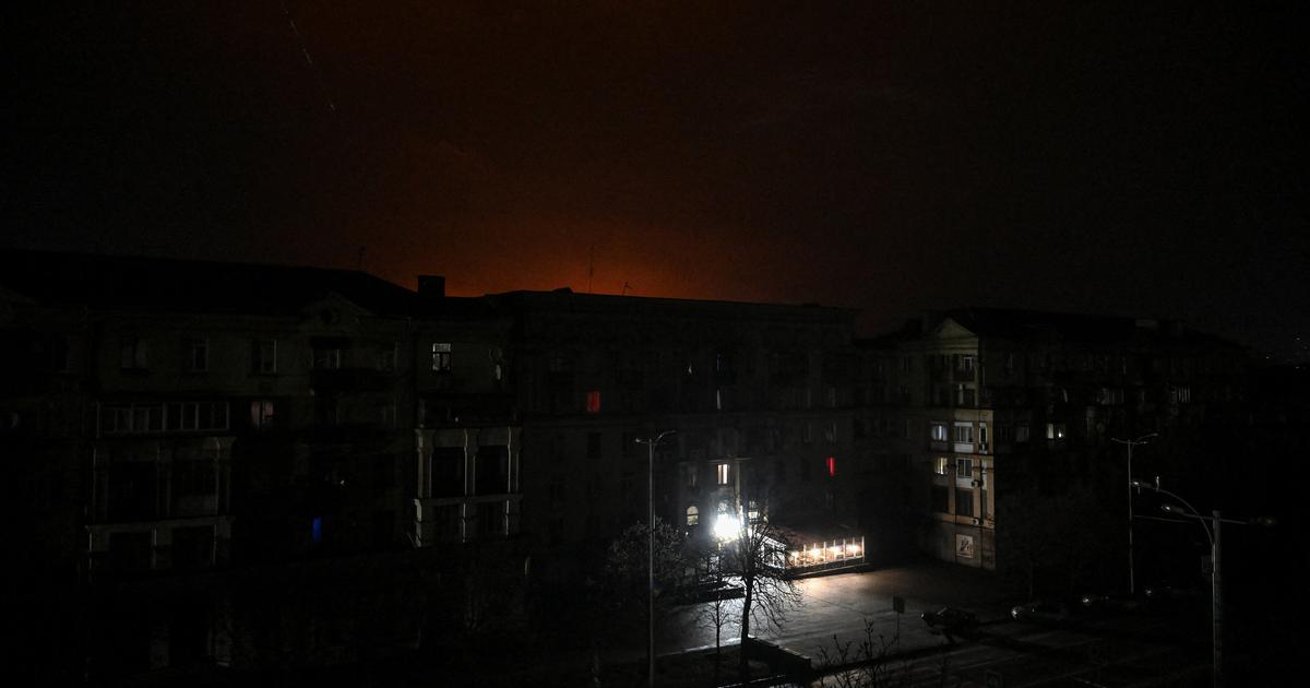 Guerre en Ukraine : des frappes russes causent des coupures d'électricité dans les régions de Dnipropetrovsk et Zaporijjia