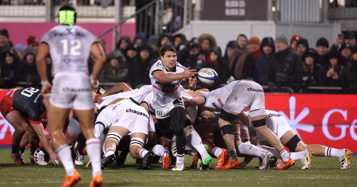 «Il va falloir qu’on soit capable de se dire les choses», réclame Antoine Dupont après la nouvelle défaite du Stade Toulousain