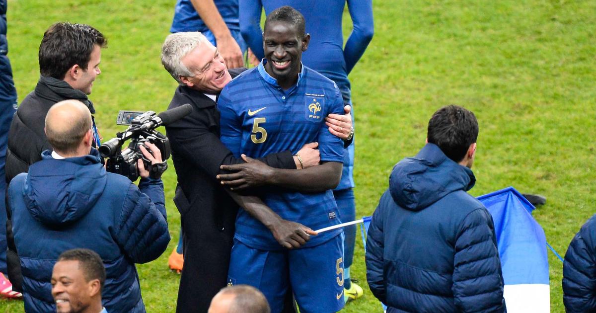 PSG : «Je n’oublie pas le rôle important qu’il a joué», Didier Deschamps réagit à la retraite de Mamadou Sakho