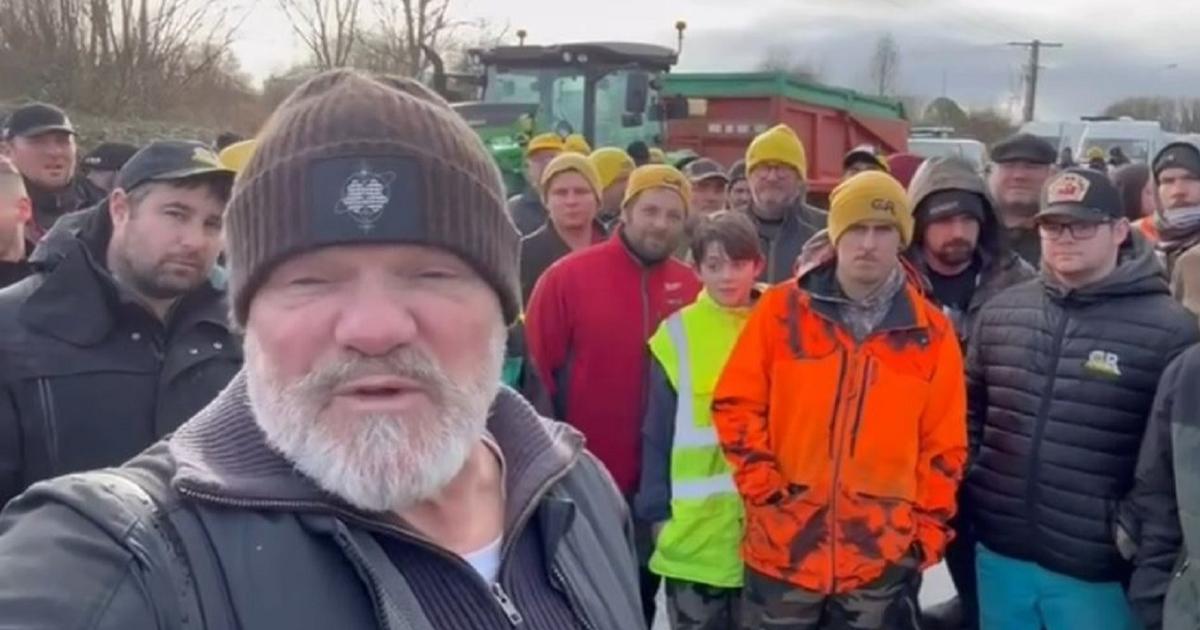 «C’est pour nous tous qu’ils se battent aujourd’hui !» : à Bordeaux, Philippe Etchebest aux côtés des agriculteurs