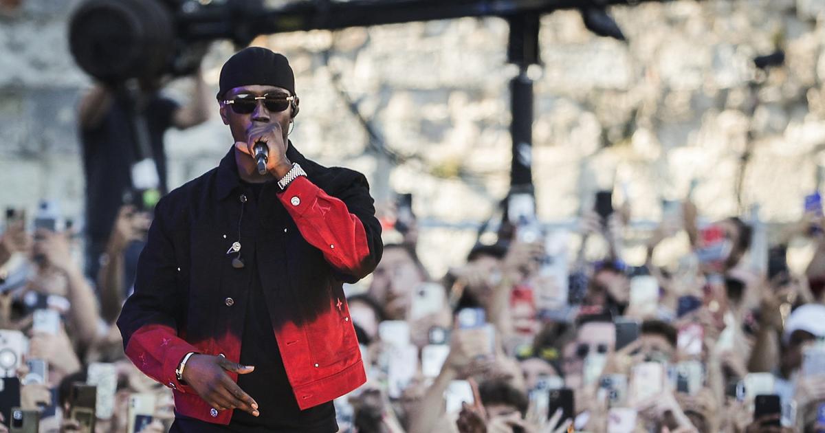 Huit mois après le décès de Werenoi, son producteur jugé pour violences sur une amie du rappeur