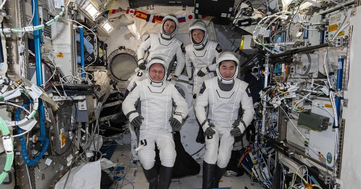 L’équipage de l’ISS, dont l’astronaute «malade», est bien rentré sur Terre à bord de la capsule Dragon