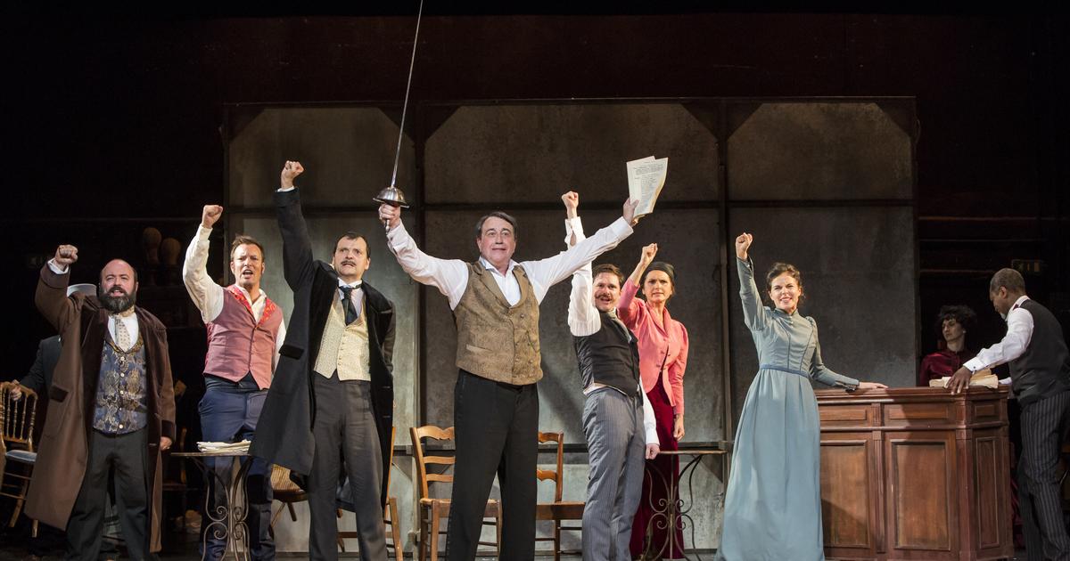 «À l’époque, c’était la pièce la plus chère qu’on ait produite» : Edmond, d’Alexis Michalik, fête sa 2 000e représentation