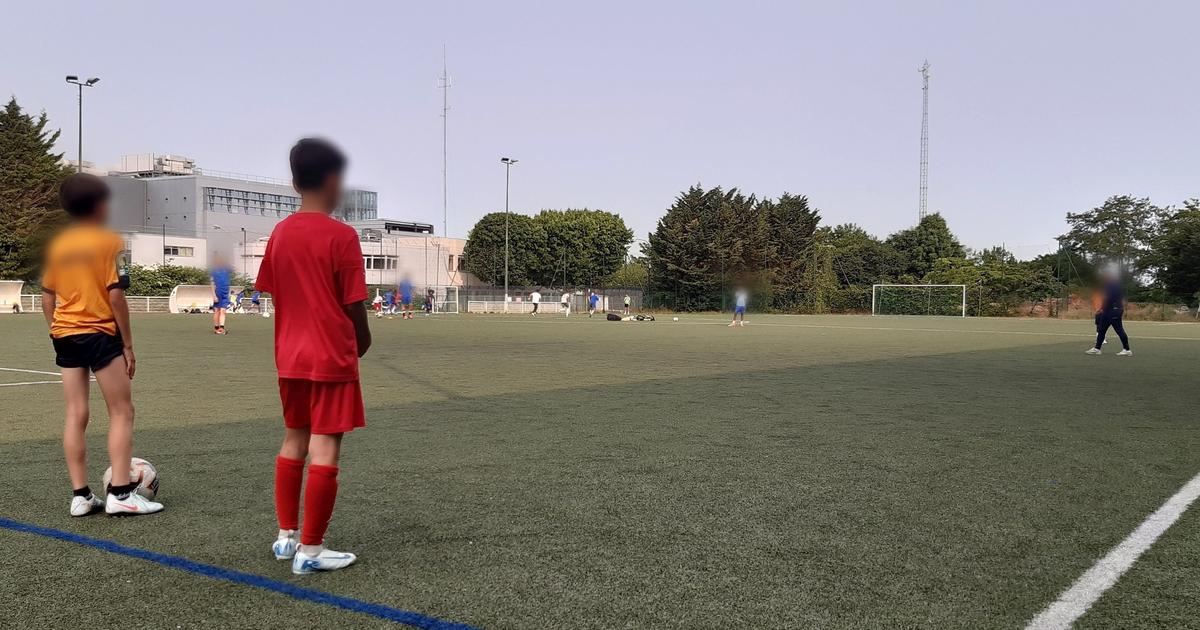 Prières sur le stade, éviction des femmes, prosélytisme… Comment le club de foot de Fontenay-aux-Roses a sombré dans le communautarisme