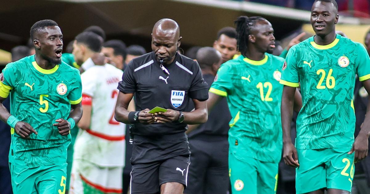 CAN 2025 : le Sénégal aurait-il dû avoir match perdu face au Maroc après être rentré aux vestiaires avant la fin ?
