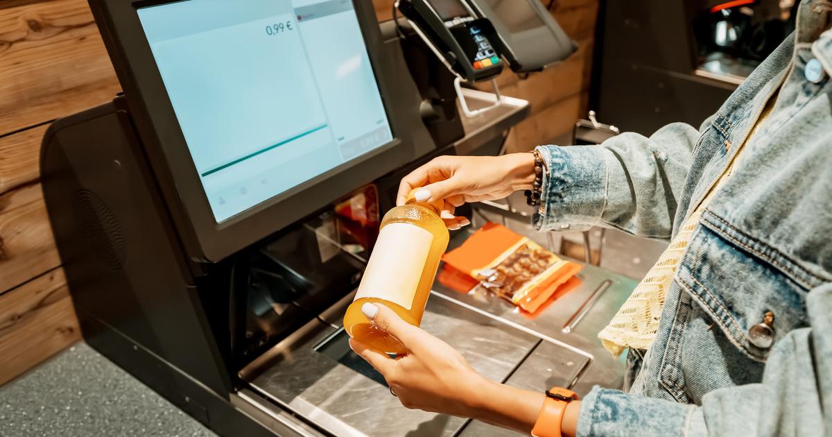 « On a remplacé les relations par la procédure » : face à la déshumanisation des services, « le sentiment de relégation » des Français