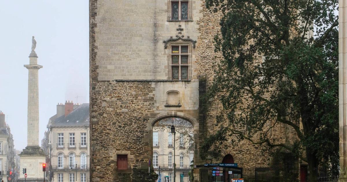 Municipales 2026 : à Nantes, LFI veut déboulonner une statue de Louis XVI en cas de victoire
