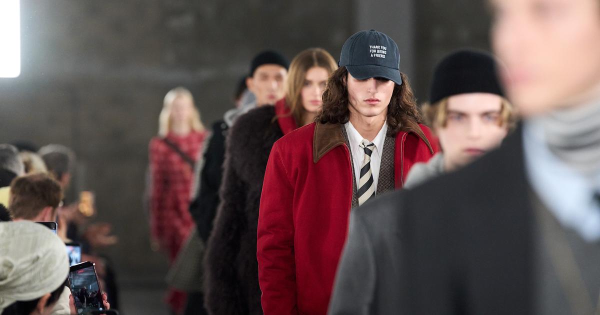 «Le plus beau défilé du monde, c’est de la terrasse d’un café» : chez Ami, Alexandre Mattiussi retourne aux sources