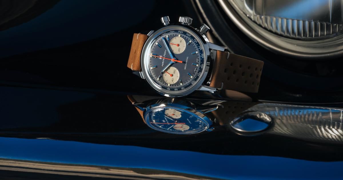 Rétromobile, des bolides et des montres