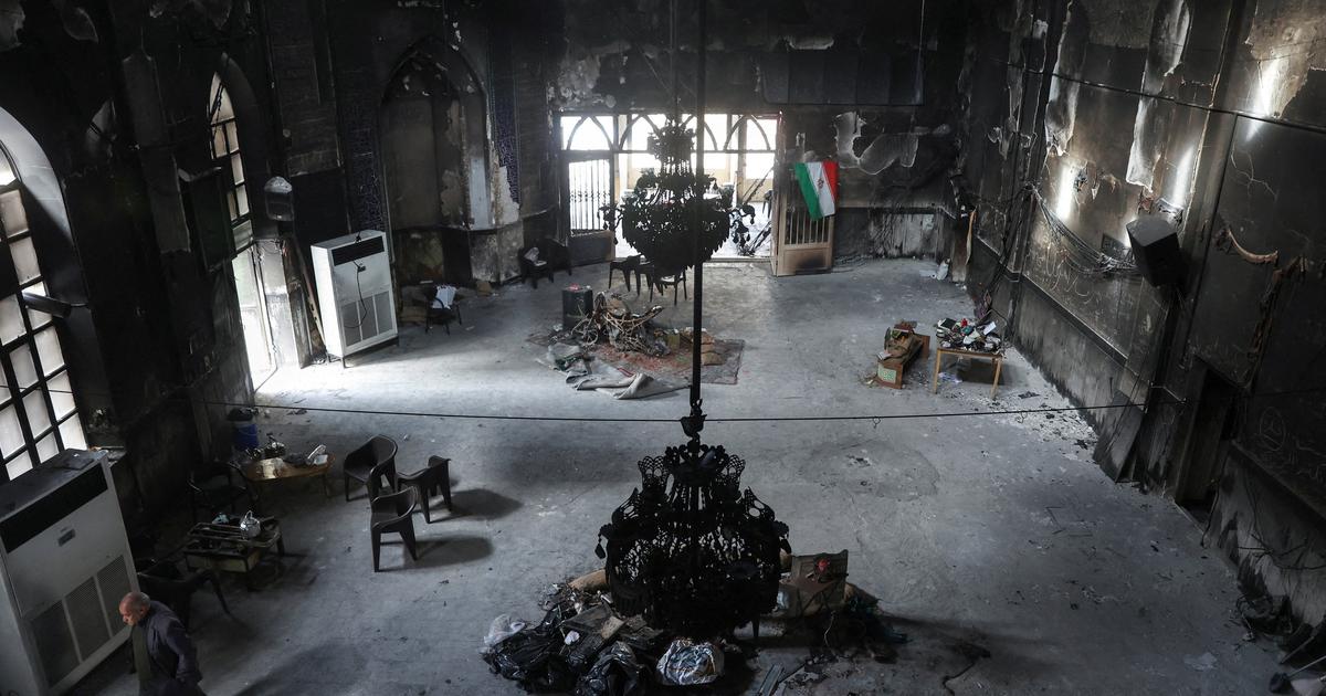 إيران: حشود تهتف الموت لخامنئي خلال جنازة عامل قُتل في المظاهرات