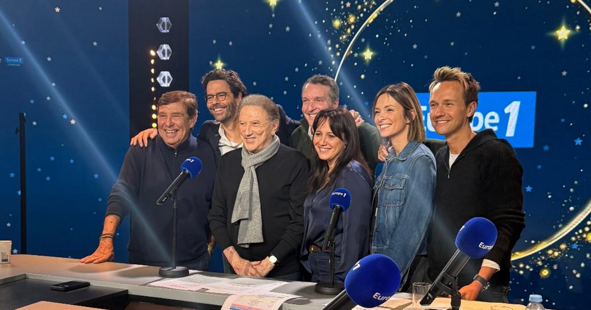 La femme de Thomas Isle dans le public, Drucker et Foucault à la fête... Dans les coulisses de la 500e émission de «Culture Médias» sur Europe 1