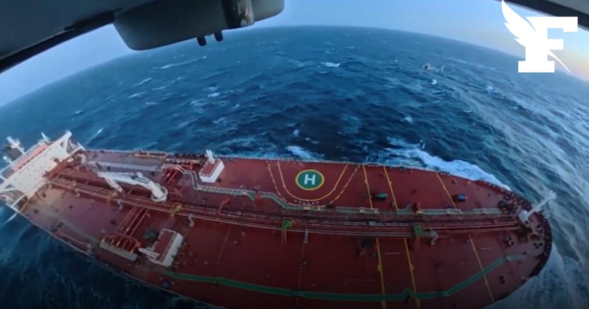 صور سيطرة الجيش الفرنسي على ناقلة النفط غرينتش القادمة من روسيا