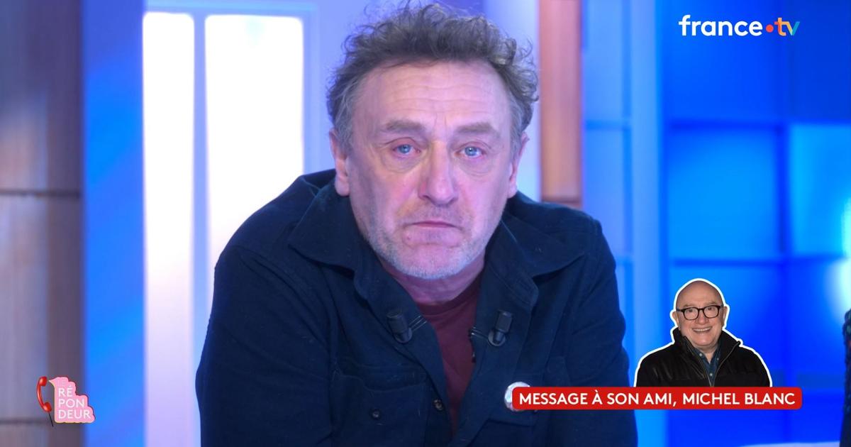 «Ça fait plus d’un an que tu ne donnes pas de nouvelles» : Jean-Paul Rouve fond en larmes en adressant un message à Michel Blanc