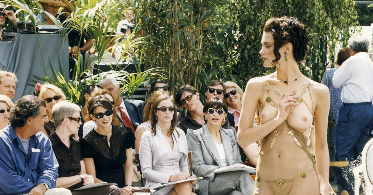 « Quand j’ai perdu ma mère, je me suis jetée sur la haute couture » : Mouna Ayoub raconte les dessous de la vente exceptionnelle de ses archives Dior