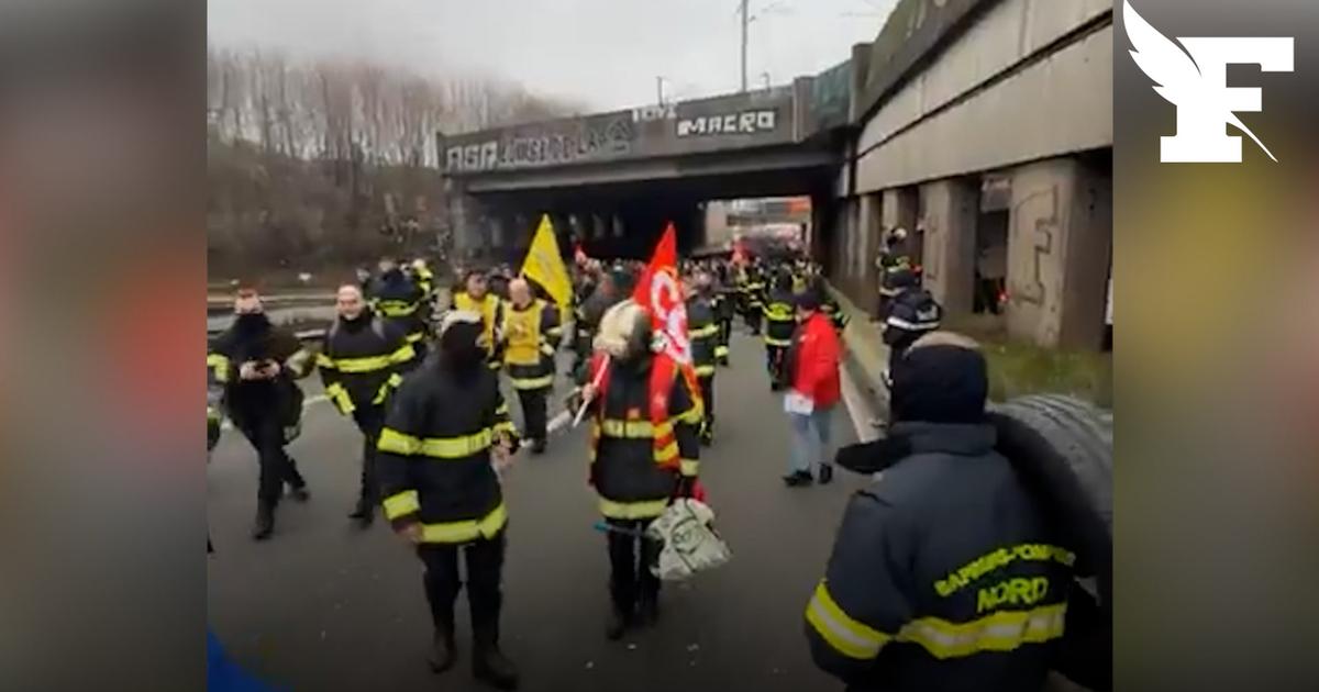 Lille : les images des sapeurs pompiers qui manifestent sur le périphérique pour dénoncer le manque d’effectifs