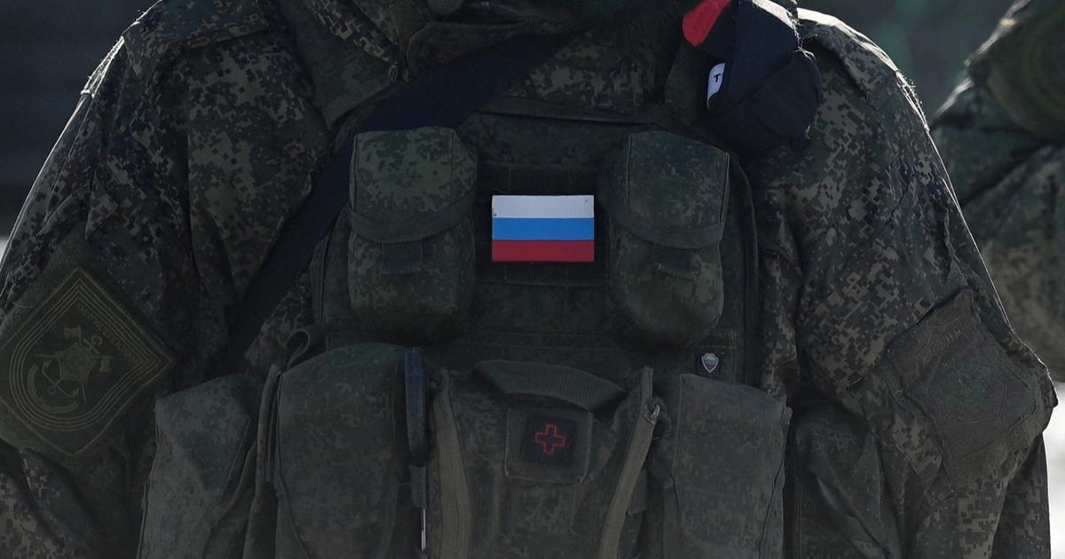 Guerre en Ukraine : un ancien combattant russe tue une femme qu'il avait prise en otage Kép