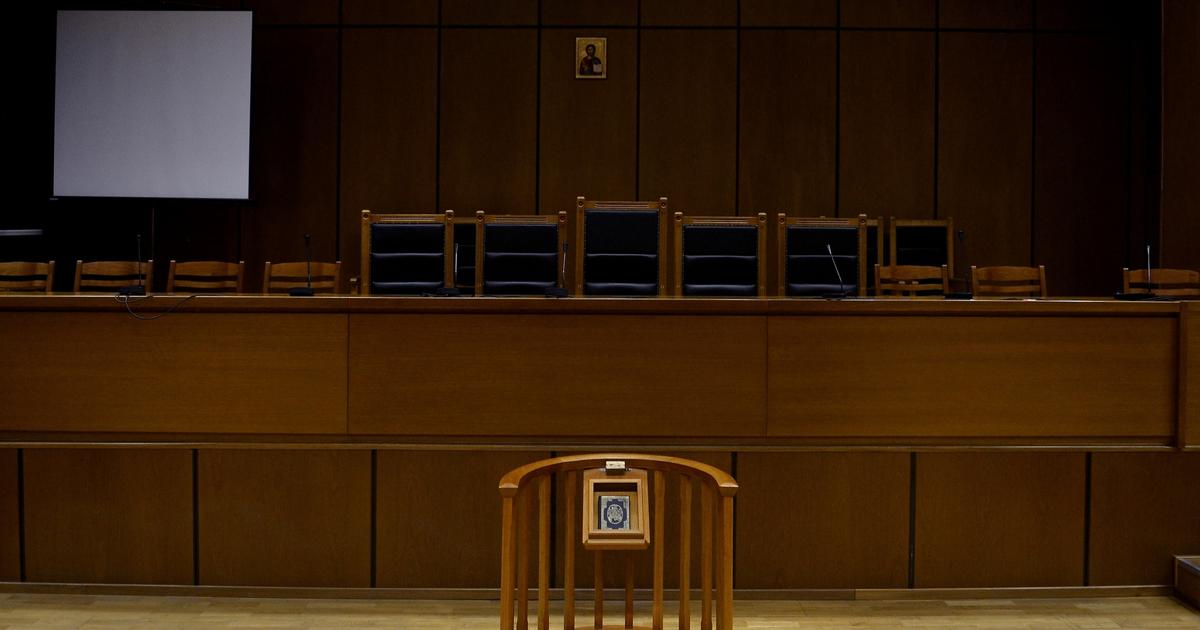 Symboles religieux dans les tribunaux grecs : «La CEDH n’a pas à s’inviter dans un débat culturel national»